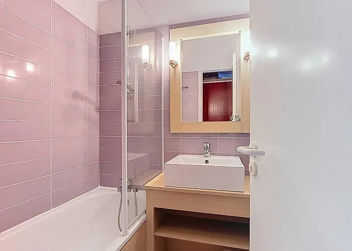 T2 à - Terrasse - Animaux Admis - Parking - Fr-1-857-47 Appartement *